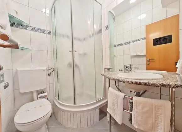 Economy Tek Büyük Yataklı Oda, Balkon