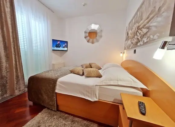 Standard Süit, 2 Yatak Odası, Kısmi Deniz Manzaralı