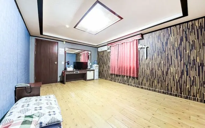 Oda (Ondol room)