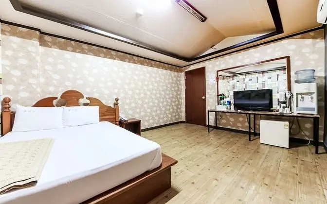 Oda (Special Room)