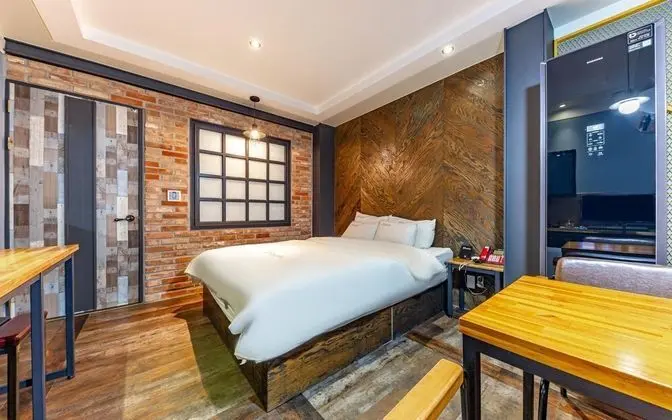 Oda (Standard room-air purifier (Netflix v)