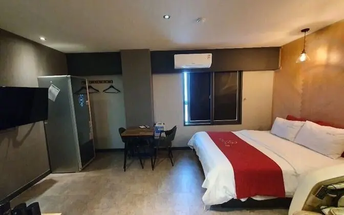 Oda (Gaming PC Massage Chair-Special Room )