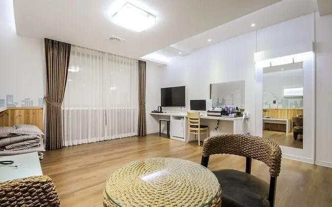 Oda (Ondol (Breakfast provided))