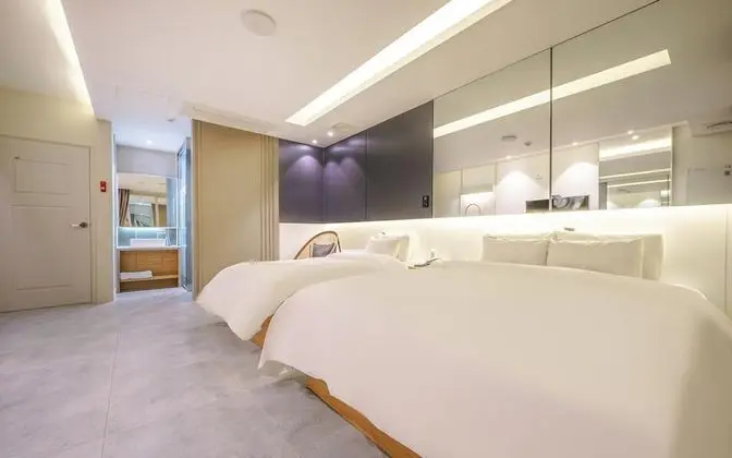 Oda (Standard Twin (Double Single Netflix))