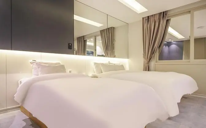 Oda (Standard Twin (Double Single Netflix))