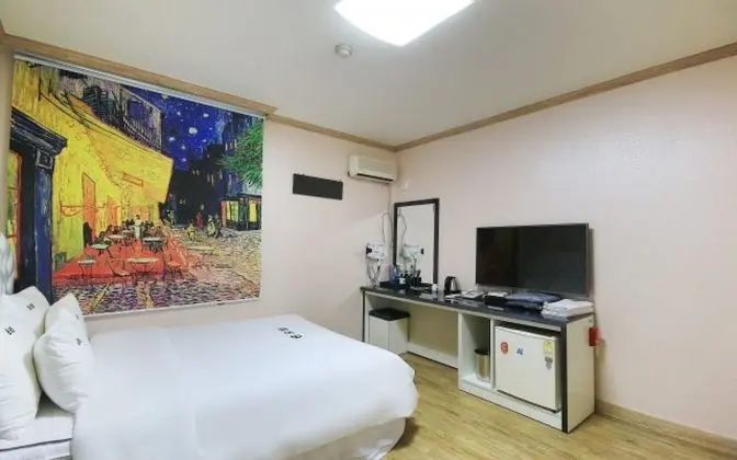 Oda (Standard-Double room)