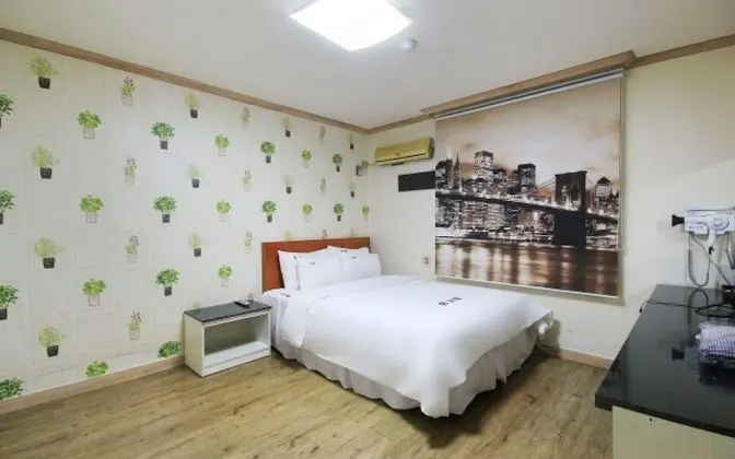 Oda (Standard-Double room)