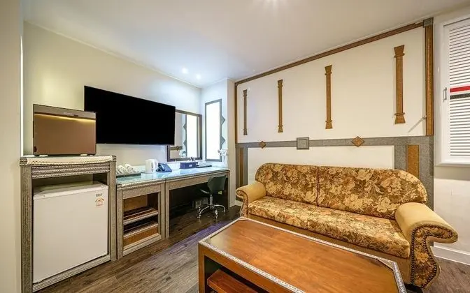 Oda (Premium Triple Room)