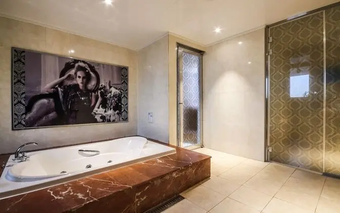 Oda (VIP (with styler))