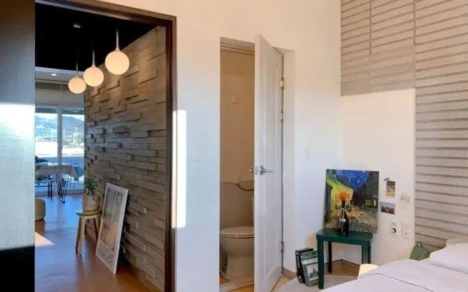 Oda (Building 4 Room A 1F (Netflix Availab)