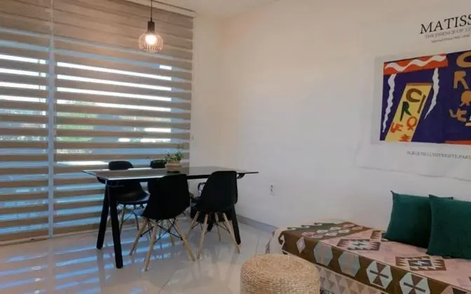 Oda (Building 4 Room B 1F (Netflix Availab)