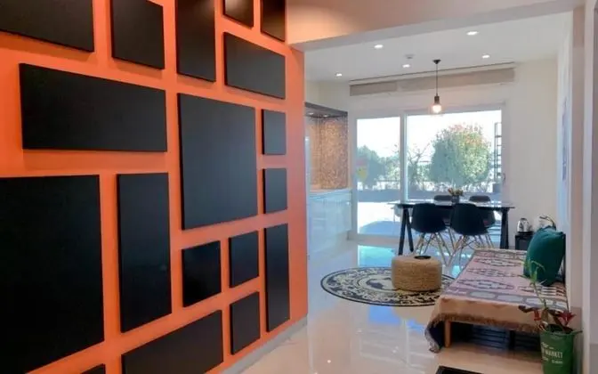 Oda (Building 4 Room B 1F (Netflix Availab)