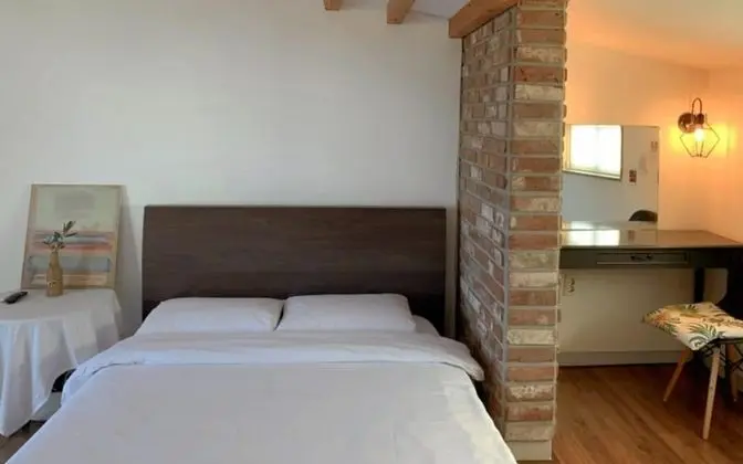 Oda (Building 4 Room C 2F (Netflix Availab)