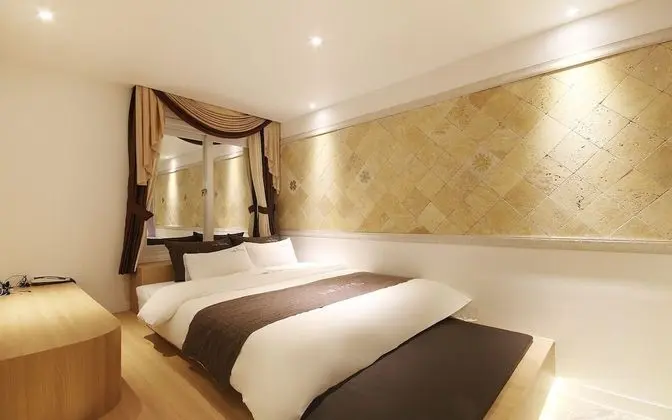 Oda (Special room (Netflix access weekday )