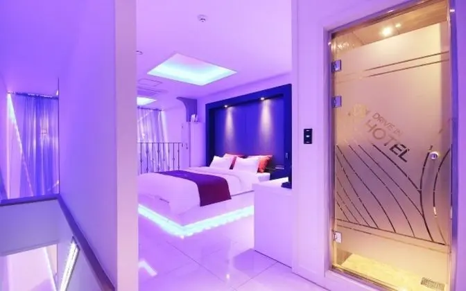 Oda (Suite (Netflix available weekday brea)