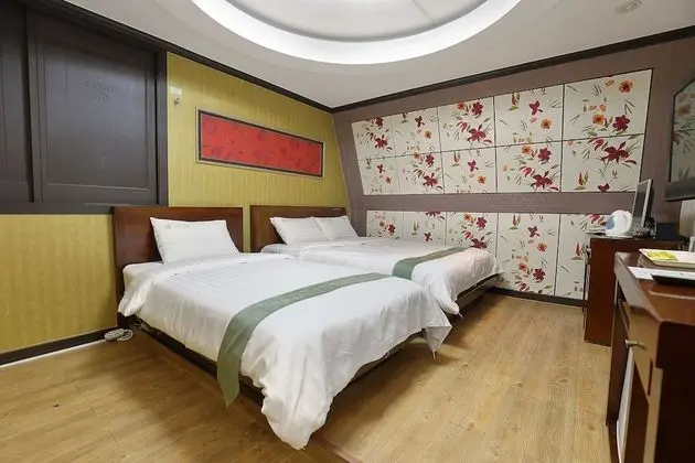 Deluxe İki Ayrı Yataklı Oda