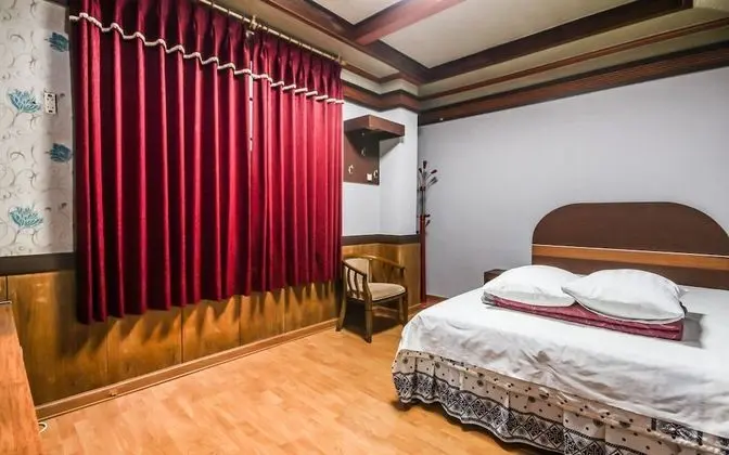 Oda (Standard Room)