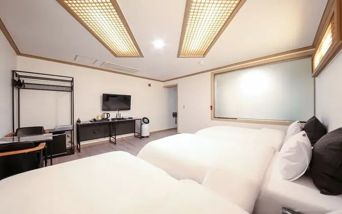 Oda (Triple-air purifier (Korean breakfast)