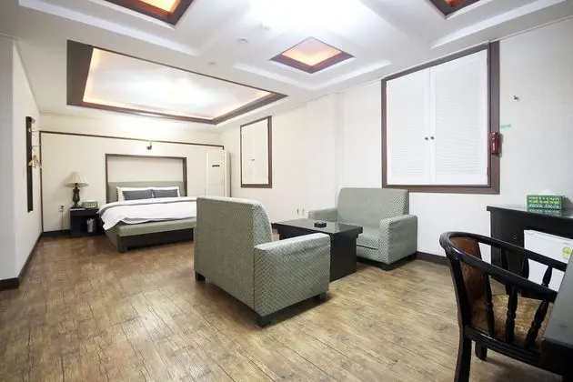 Oda (Special Room)