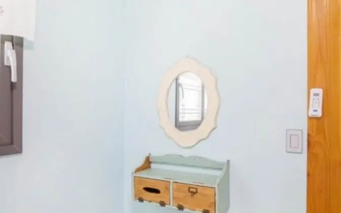 Oda (Building 2 (Netflix Available Private)