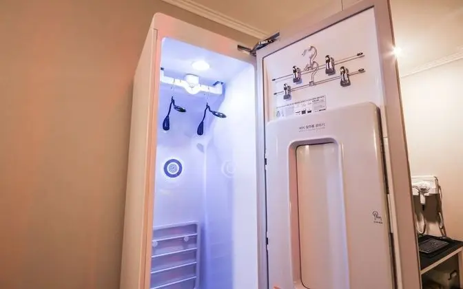Oda (Special room-air purifier (styler equ)