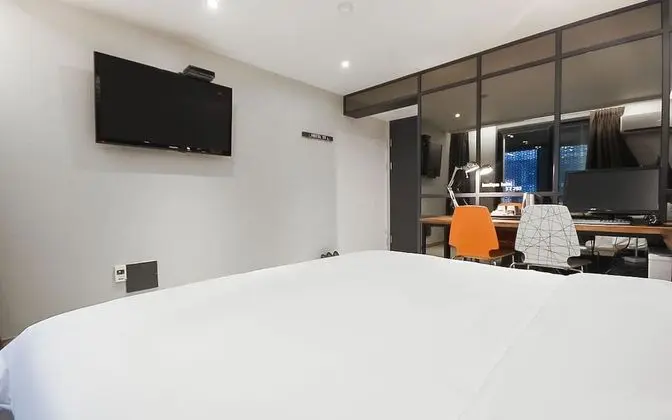 Oda (Terrace Room A (* Netflix available *)