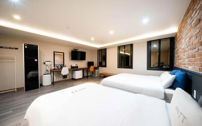 Oda (VIP Room - Gaming PC Bodyfriend massa)