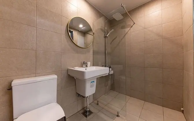 Oda (A room with a comfortable rest (stand)