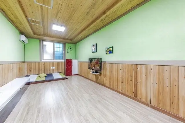 Basic Oda, 1 Yatak Odası (102)