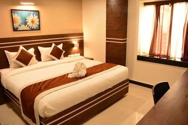 Premium Tek Büyük Yataklı Oda, 1 Çift Kişilik Yatak, Şehir Manzaralı