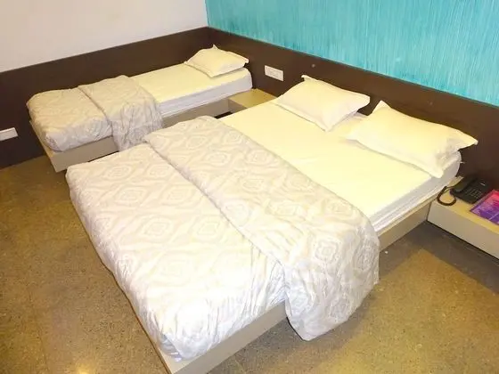 Deluxe Üç Kişilik Oda
