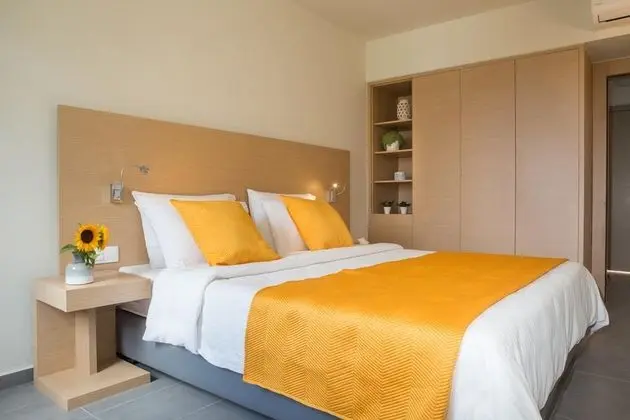 Suit Two Bedrooms
