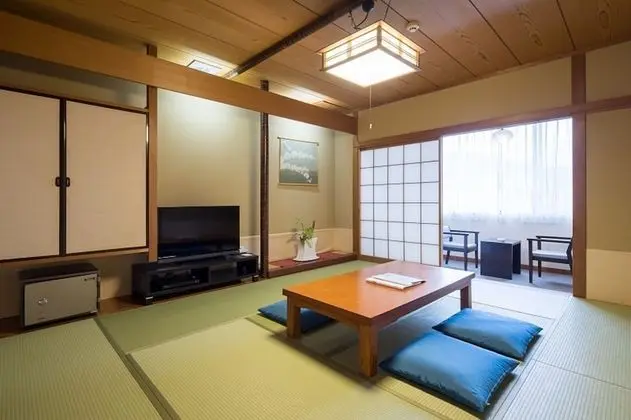 Traditional Oda (Japanese Style)