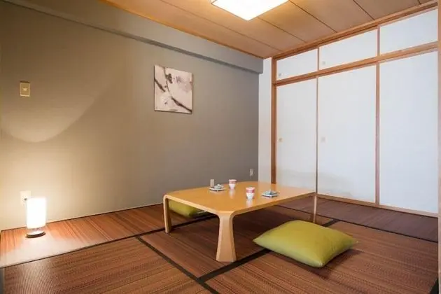 Traditional Oda (Japanese Western Style)
