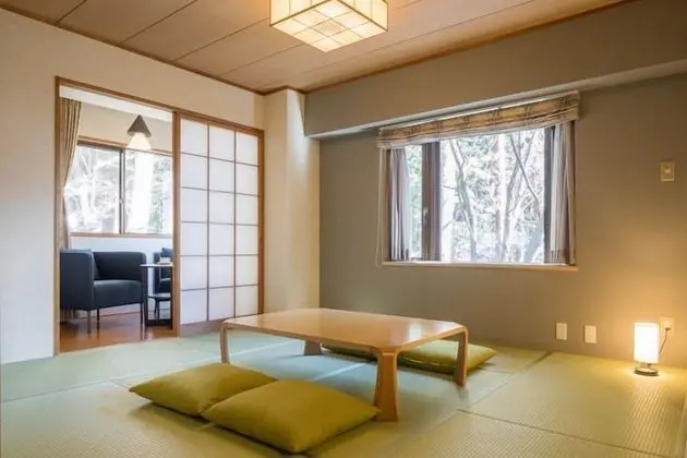 Traditional Oda (Japanese Western Style)