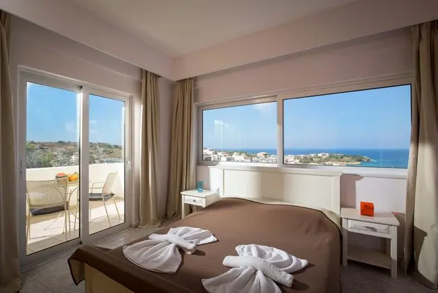 Suit Executive Sea View