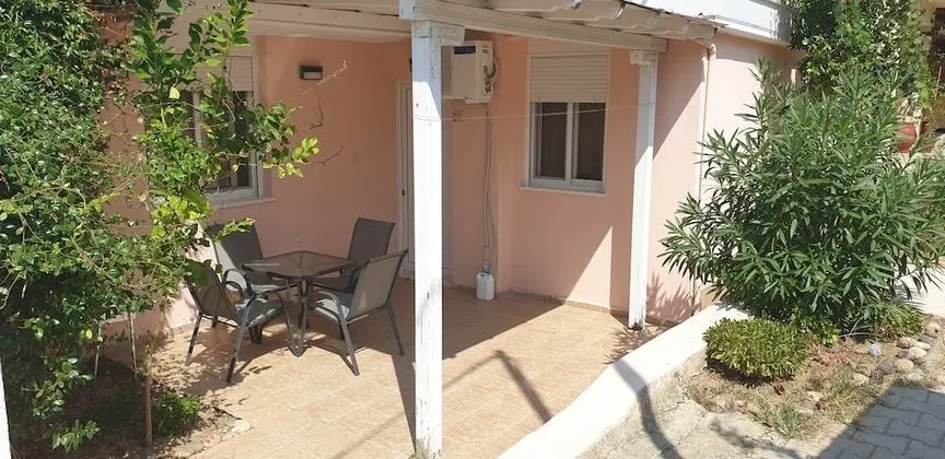 Family Apart Daire, Balkon/Veranda, Bahçe Manzaralı