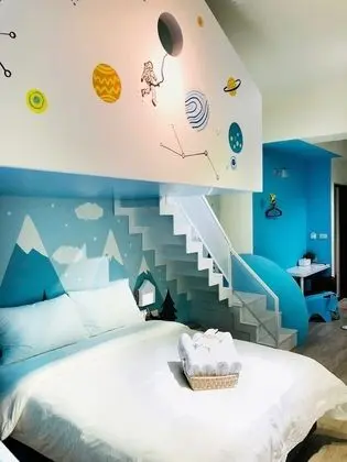Deluxe Dört Kişilik Oda, Balkon, Dağ Manzaralı