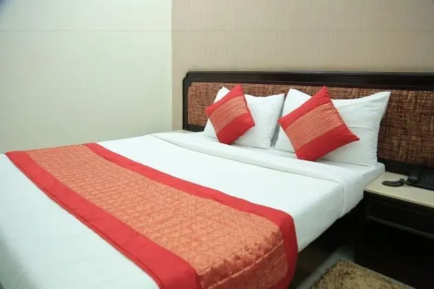 Büyük Yataklı Tek Kişilik Oda