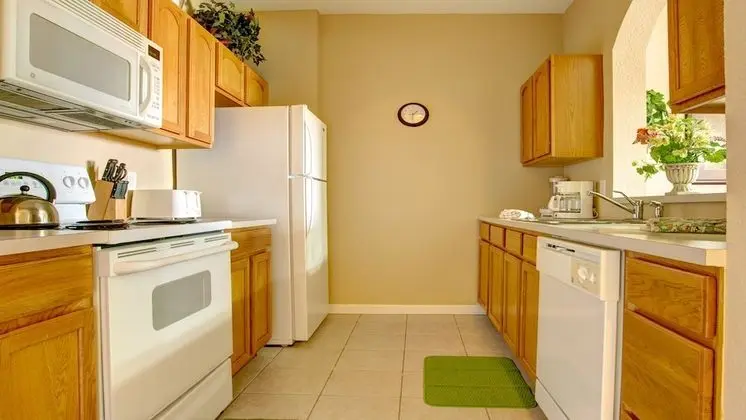 Comfort 3 Bedroom Villa with Pool Access