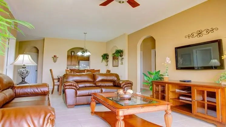 Comfort 3 Bedroom Villa with Pool Access