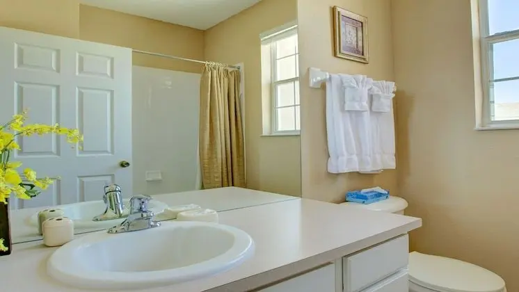 Comfort 3 Bedroom Villa with Pool Access