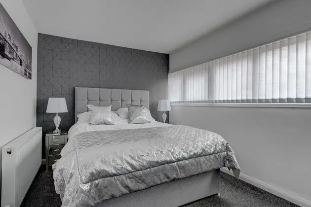 City Ev, 3 Yatak Odası, Sigara İçilmez, Şehir Manzaralı (Lilac Cottage)