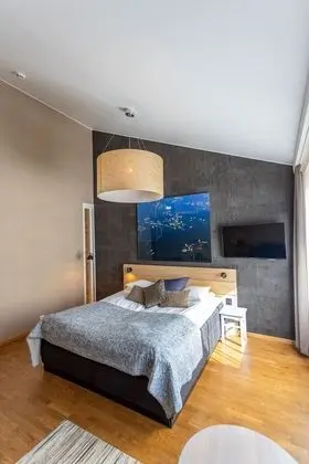 Tek Büyük veya İki Ayrı Yataklı Oda