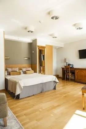 Tek Büyük veya İki Ayrı Yataklı Oda