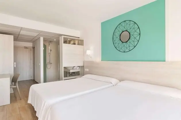Standard Oda, Havuz Manzaralı (2 Adults)