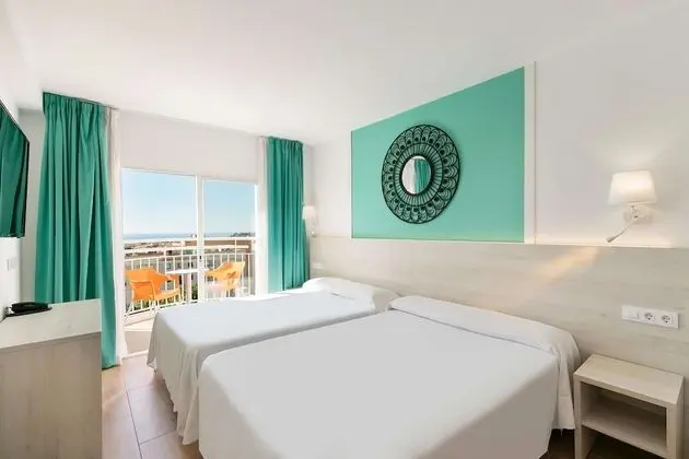 Standard Oda, Havuz Manzaralı (2 Adults)