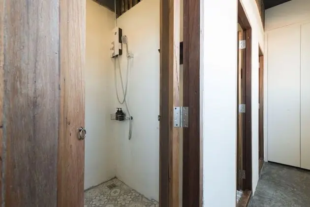 Single Room with Shared Bathroom