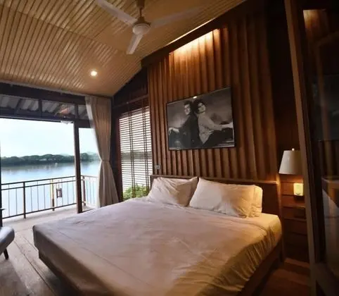 River View Suite