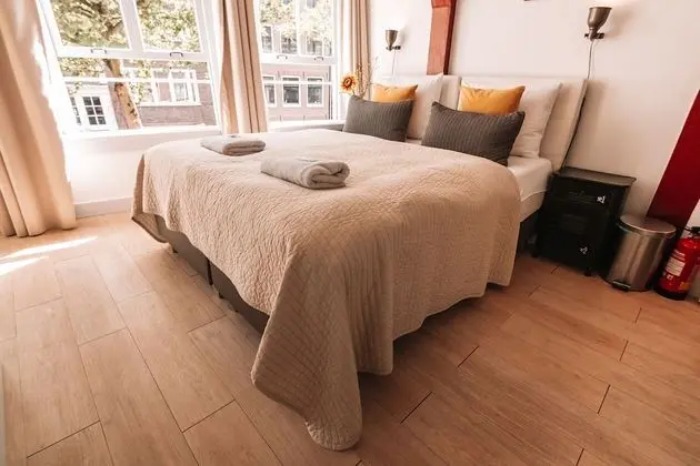 Design Tek Büyük Yataklı Oda, Şehir Manzaralı